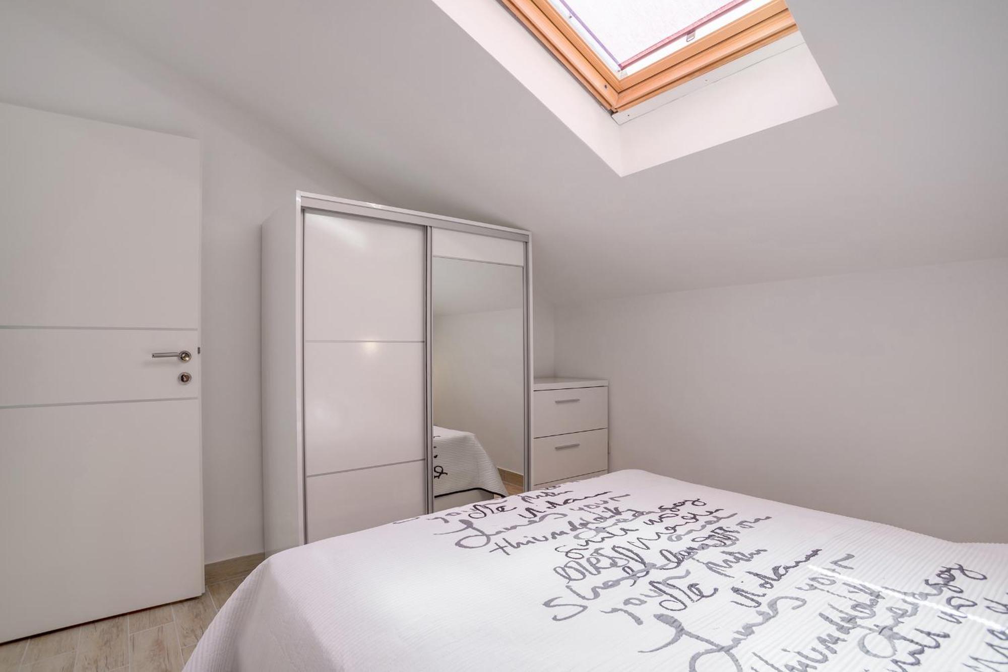 Apartments And Rooms With Parking Space Rogoznica - 10339 Zimmer foto